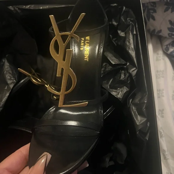 Saint Laurent Black and Gold Heels - Picture 2 of 3